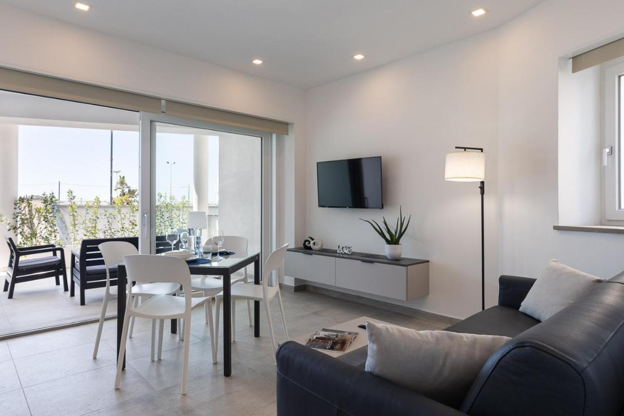 Oneweek Gaeta Suites And Apartments Buitenkant foto