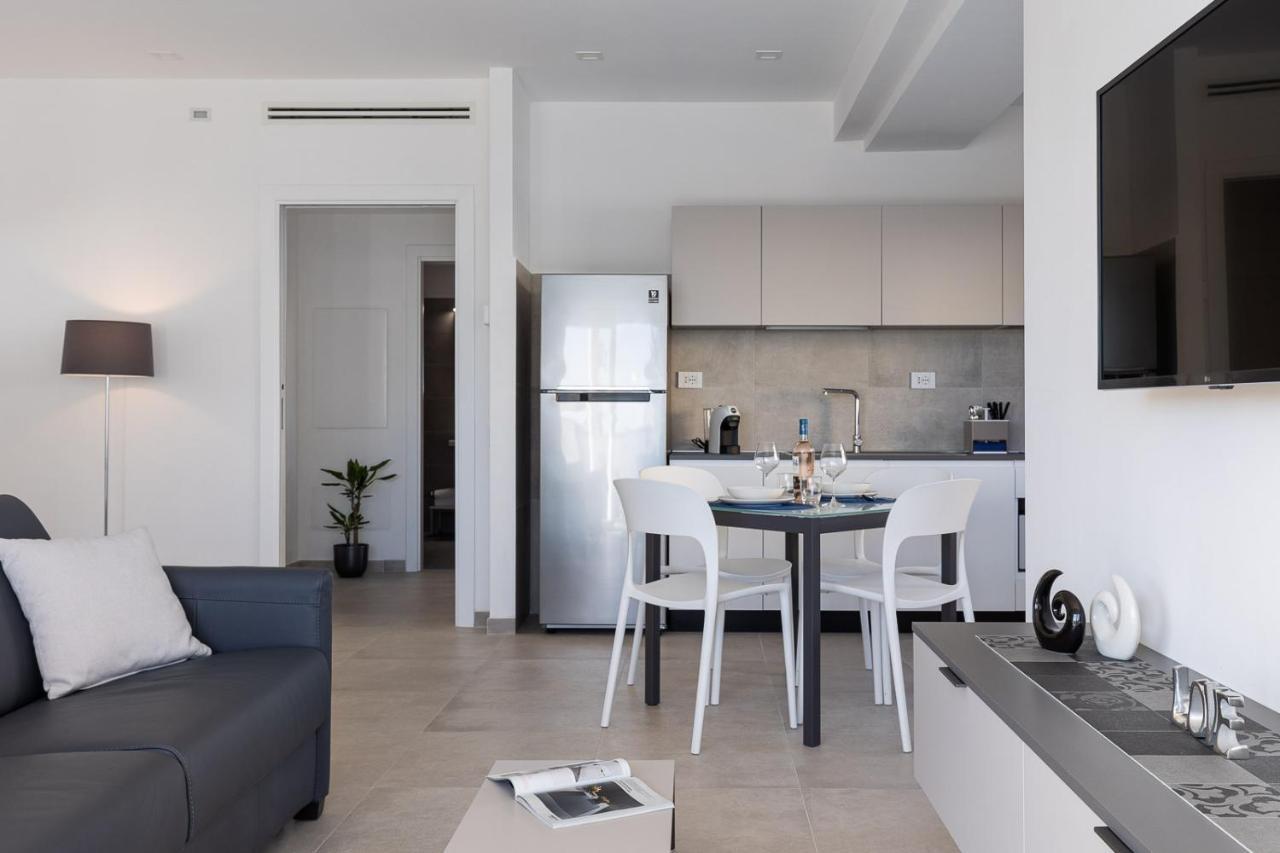 Oneweek Gaeta Suites And Apartments Buitenkant foto