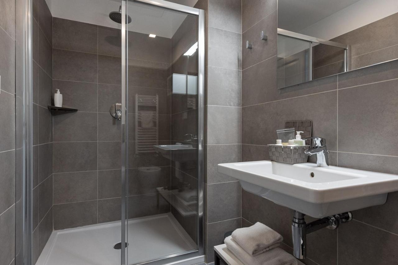 Oneweek Gaeta Suites And Apartments Buitenkant foto