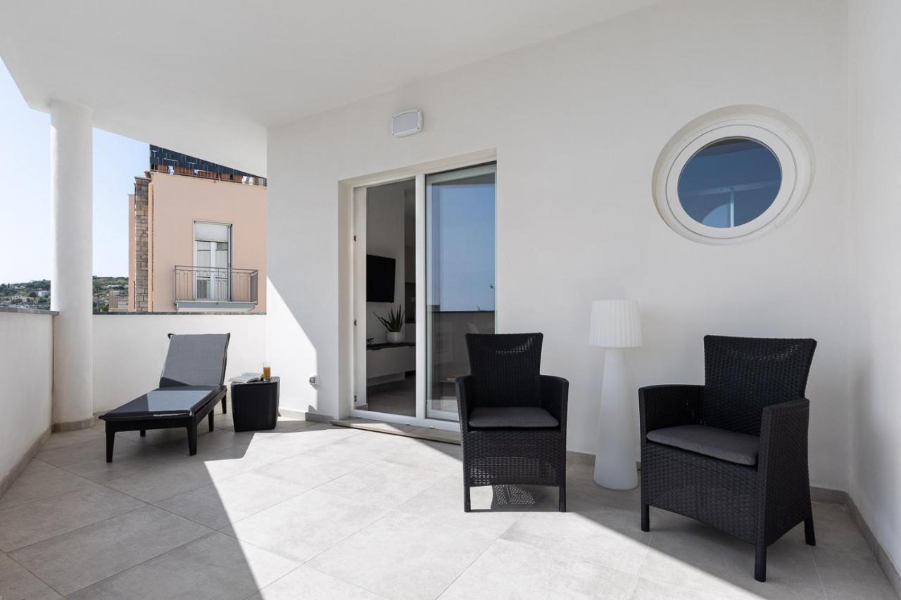 Oneweek Gaeta Suites And Apartments Buitenkant foto