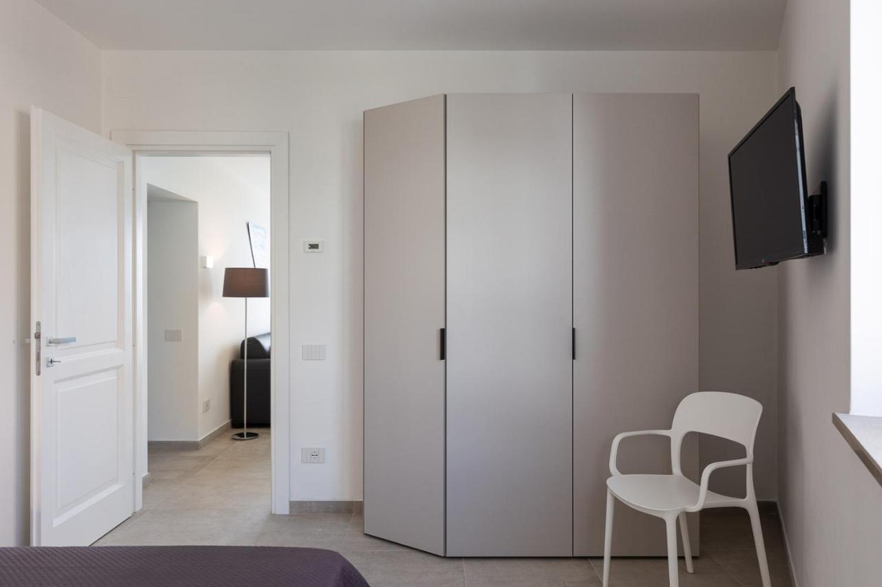 Oneweek Gaeta Suites And Apartments Buitenkant foto