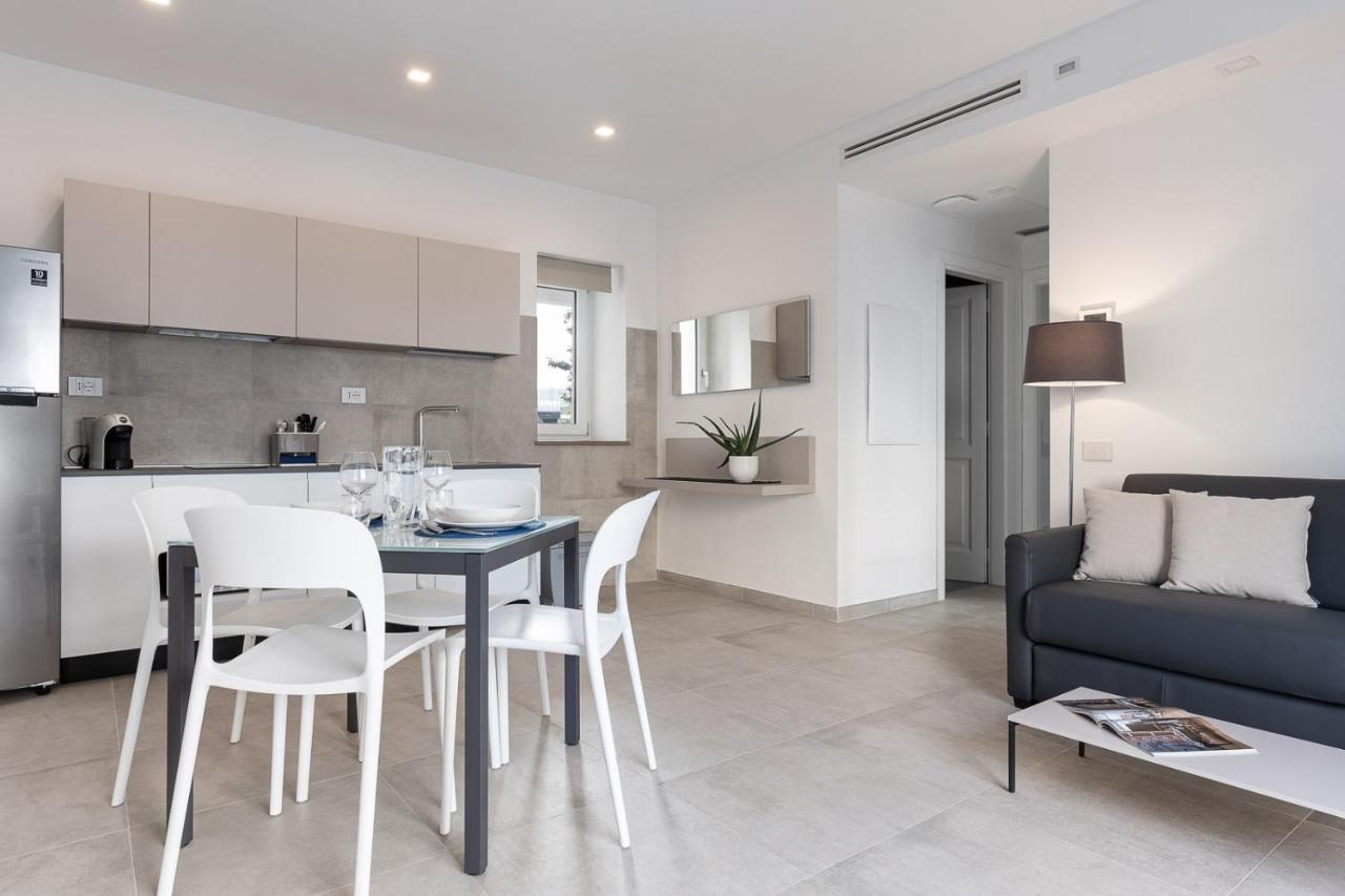 Oneweek Gaeta Suites And Apartments Buitenkant foto